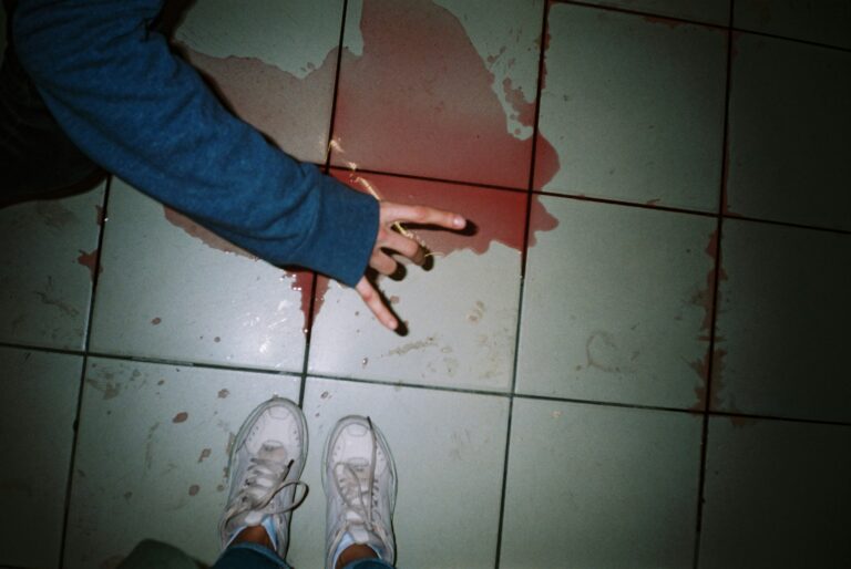 Omicidio-suicidio: la psicologia dietro la tragedia