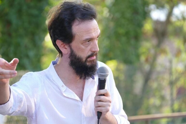 “Ero. L’ultima luce”: quando il mito restituisce voce all’attesa e all’amore che sfida il tempo